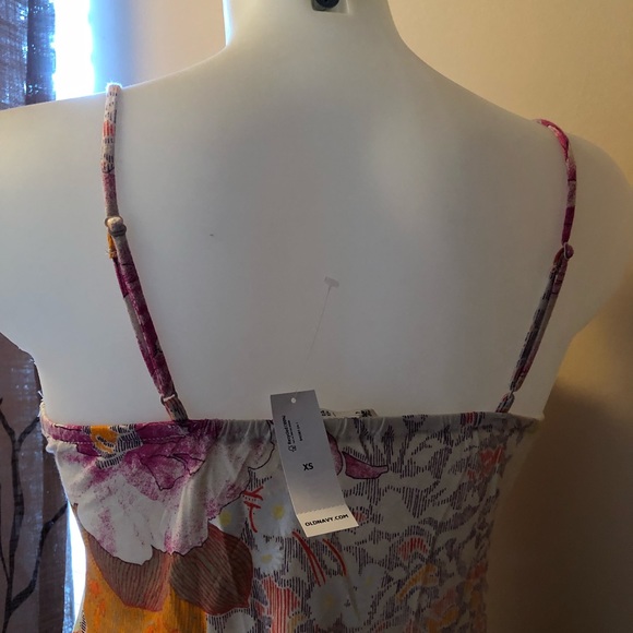 OLD NAVY RUFFLED V NECK FLORAL TANK Sz XS/TP - Picture 9 of 12